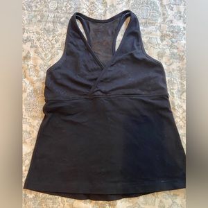Lululemon Workout Top, Size Medium